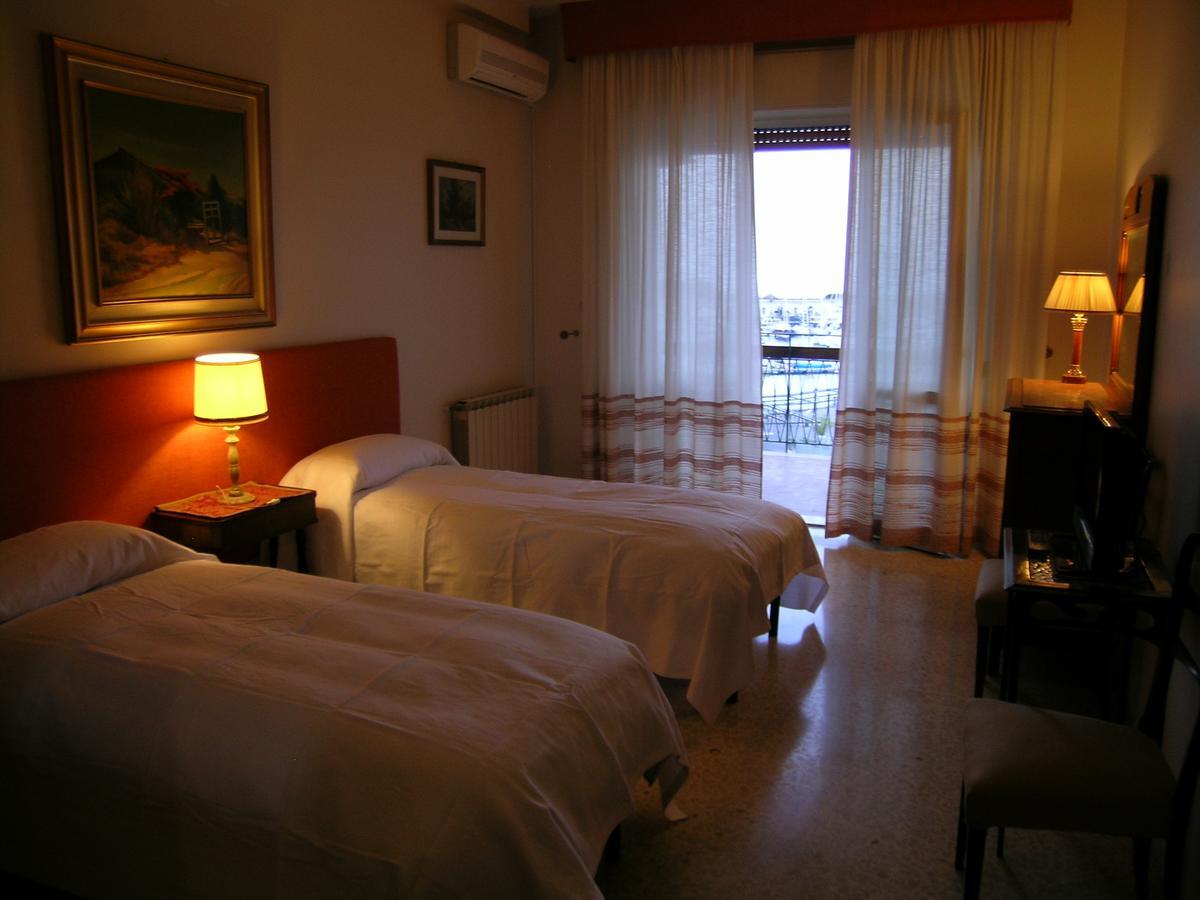 Bed and Breakfast B.&B Margaret'S House Milazzo Zewnętrze zdjęcie