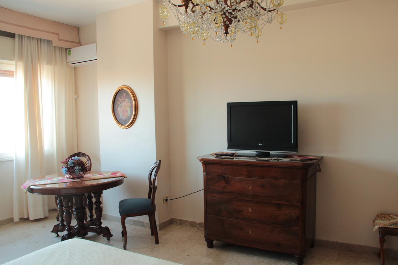 Bed and Breakfast B.&B Margaret'S House Milazzo Zewnętrze zdjęcie