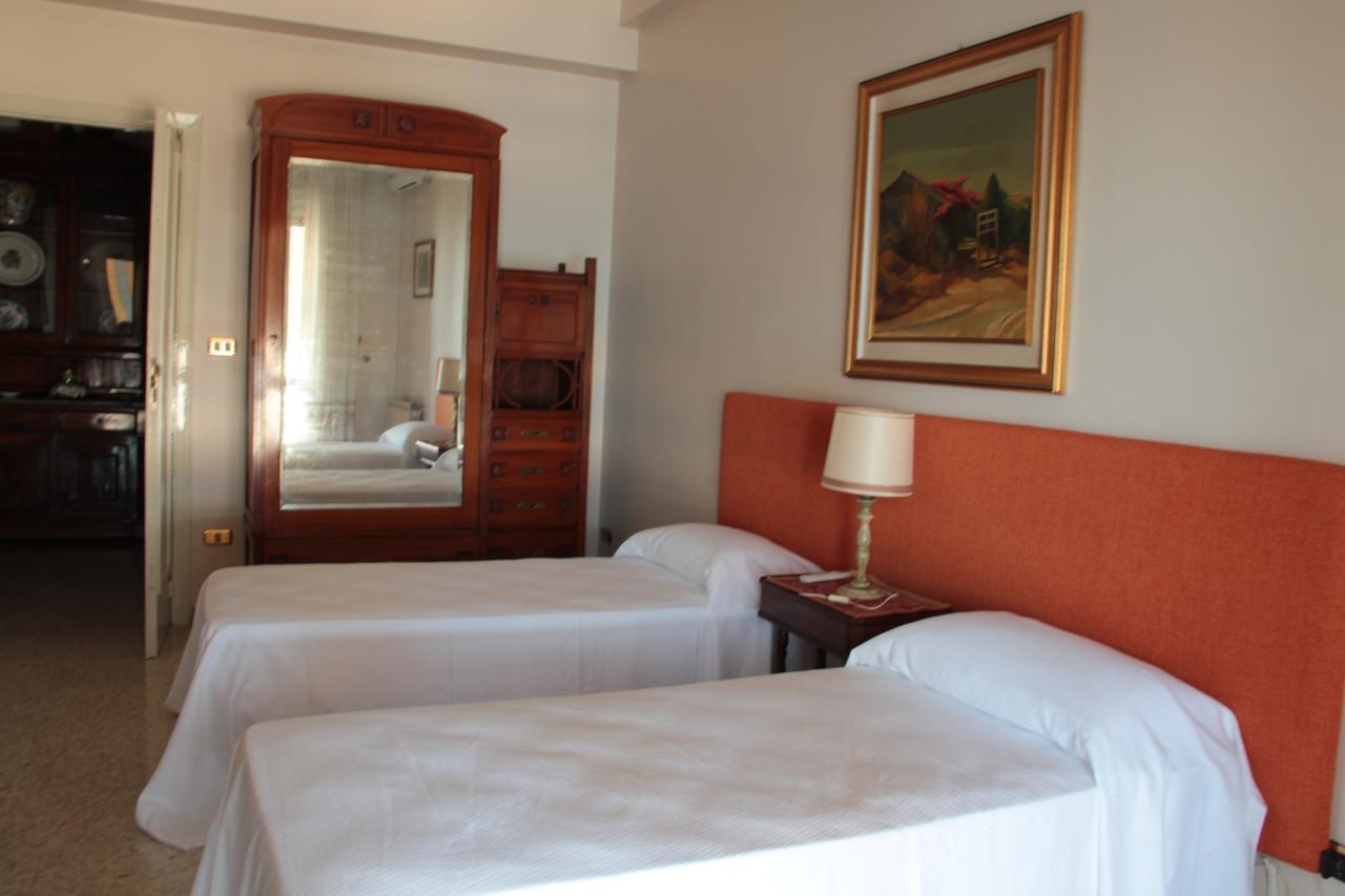 Bed and Breakfast B.&B Margaret'S House Milazzo Zewnętrze zdjęcie